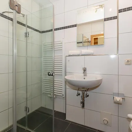 Sonne, Sauna Und Lejlighed Neu Gaarz